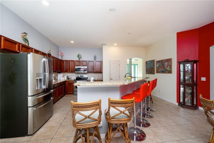2123 NE 4th ST, CAPE CORAL FL 33909