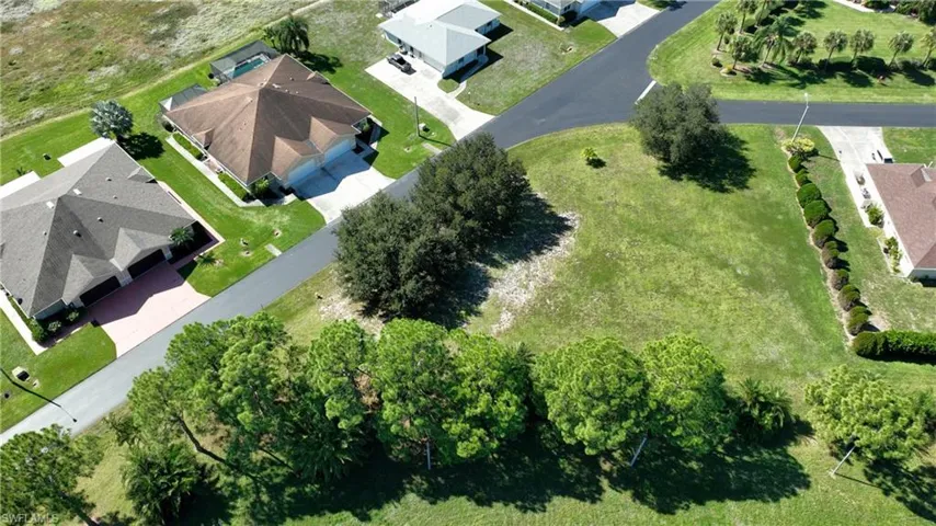 20083/085 Petrucka Cir N, Lehigh Acres, Florida 33936