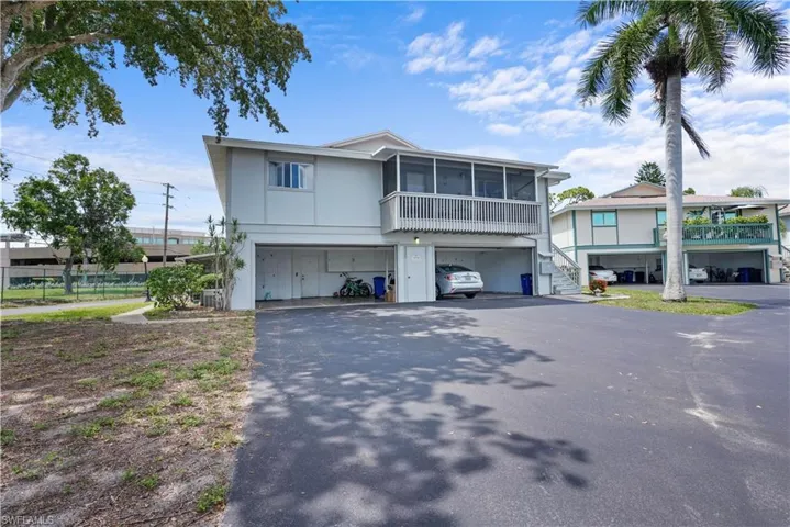 3369 YUKON CR #1 - FAR LEFT SIDE - GARAGE SPOT