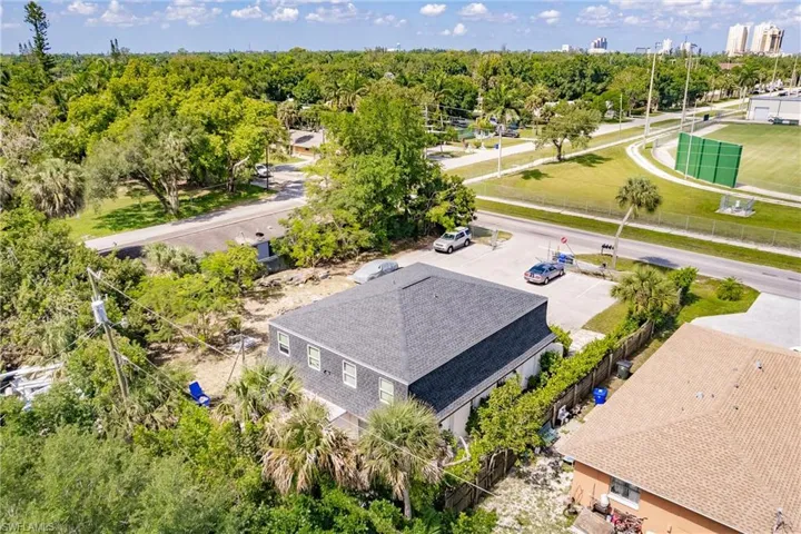 1169-1175  Veronica S Shoemaker  BLVD, Fort Myers, FL 33916