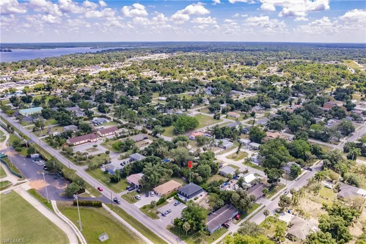 1169-1175  Veronica S Shoemaker  BLVD, Fort Myers, FL 33916