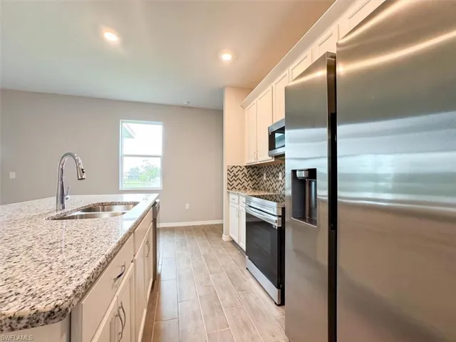512 Nw 25th Ave, Cape Coral, Florida 33993