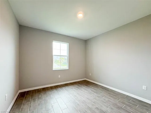 512 Nw 25th Ave, Cape Coral, Florida 33993