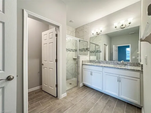 512 Nw 25th Ave, Cape Coral, Florida 33993