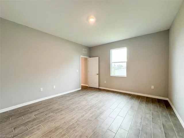 512 Nw 25th Ave, Cape Coral, Florida 33993