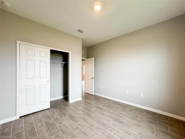 512 Nw 25th Ave, Cape Coral, Florida 33993