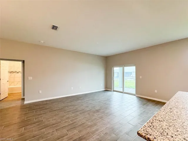 512 Nw 25th Ave, Cape Coral, Florida 33993
