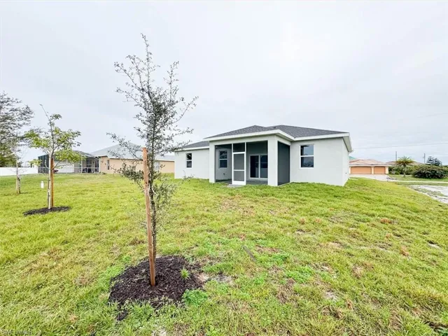512 Nw 25th Ave, Cape Coral, Florida 33993