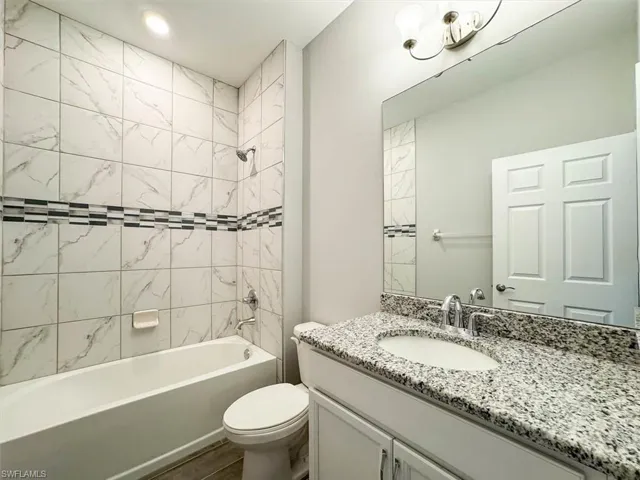 512 Nw 25th Ave, Cape Coral, Florida 33993