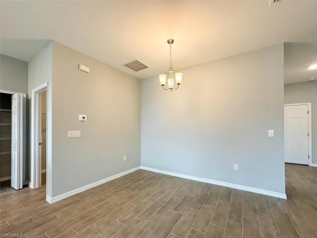512 Nw 25th Ave, Cape Coral, Florida 33993