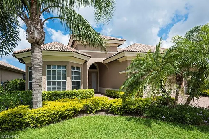 6101 Dogleg Dr, Naples, Florida 34113