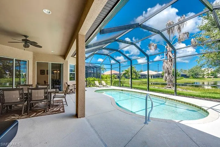 6101 Dogleg Dr, Naples, Florida 34113