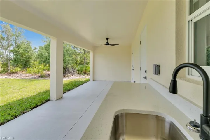 3212  41st W ST, Lehigh Acres, FL 33971