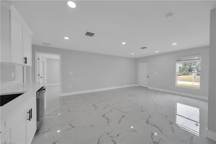 3212  41st W ST, Lehigh Acres, FL 33971
