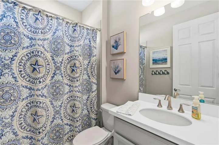 16530 Seagate Pl, Bonita Springs, Florida 34135