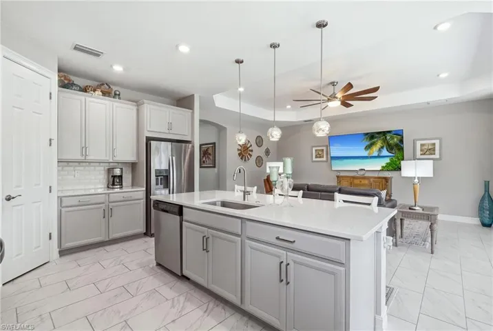 16530 Seagate Pl, Bonita Springs, Florida 34135