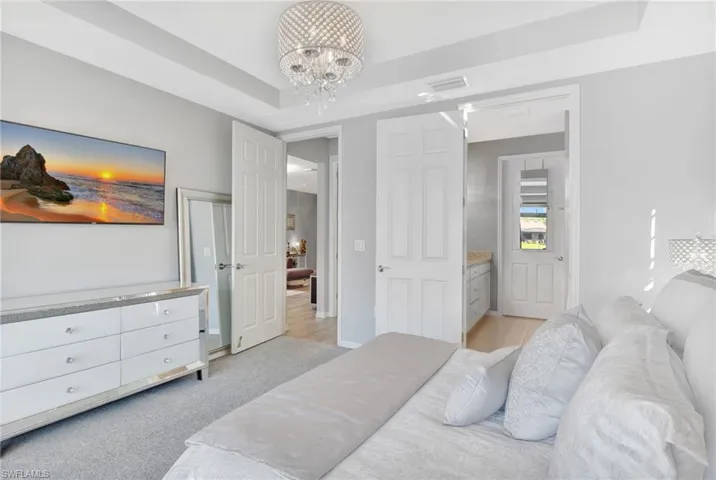 Primary bedroom with queen sized bed