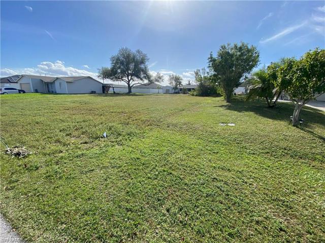 632 NW 2nd ST, CAPE CORAL FL 33993