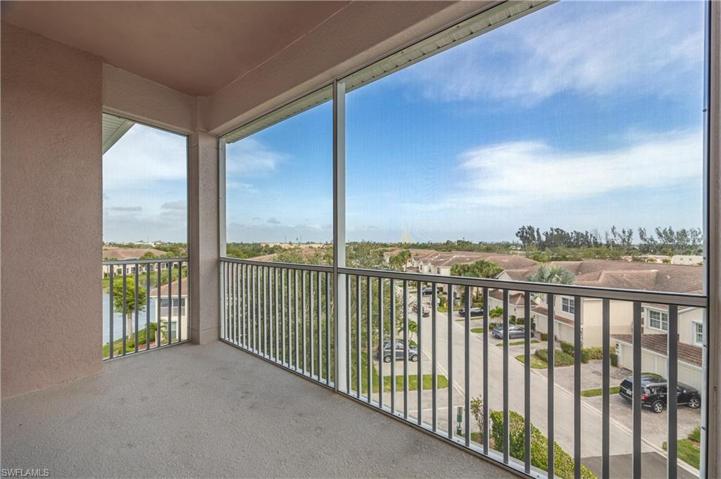 Screened-in Lanai