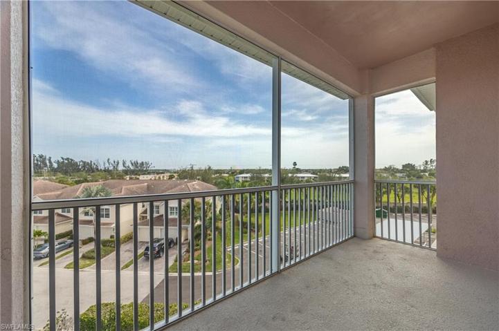 Screened-in Lanai