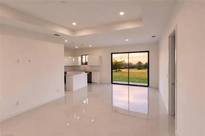 4002 NW 38th  ST, Cape Coral, FL 33993