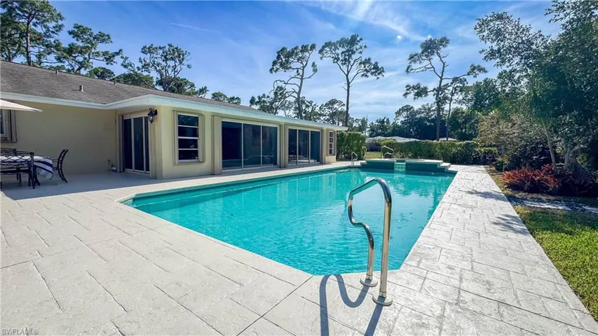 13502  Brynwood  LN, Fort Myers, FL 33912