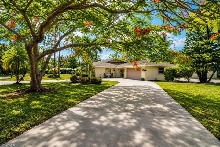 13502  Brynwood  LN, Fort Myers, FL 33912