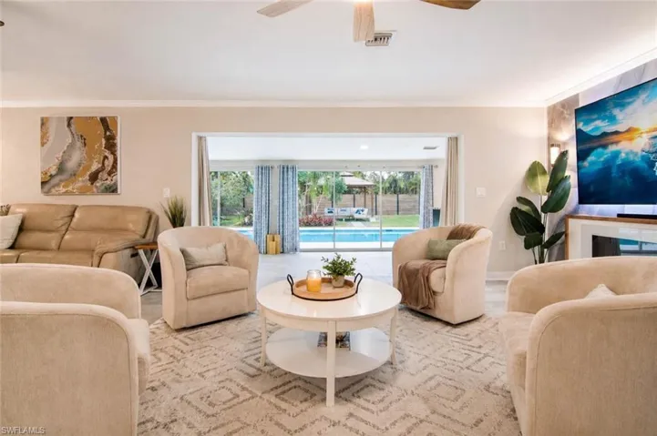 13502  Brynwood  LN, Fort Myers, FL 33912