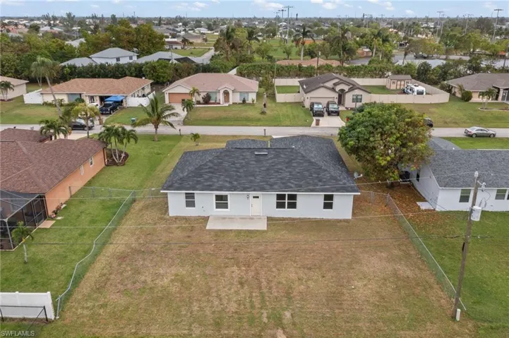 Birds eye view of property