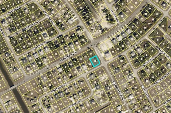 255-257 Pennfield St, Lehigh Acres, Florida 33974