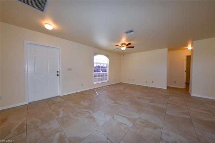2518  69th W ST, Lehigh Acres, FL 33971