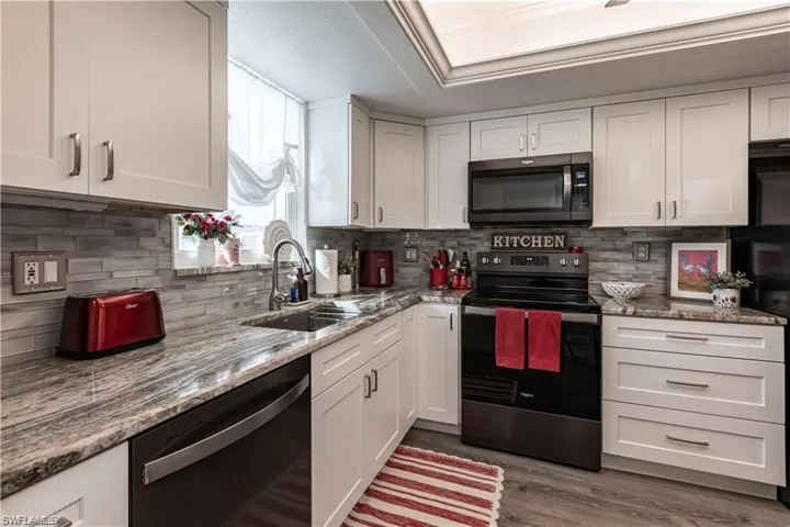 403 SE 43rd  TER, Cape Coral, FL 33904