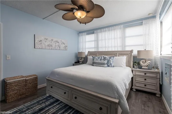 403 SE 43rd  TER, Cape Coral, FL 33904