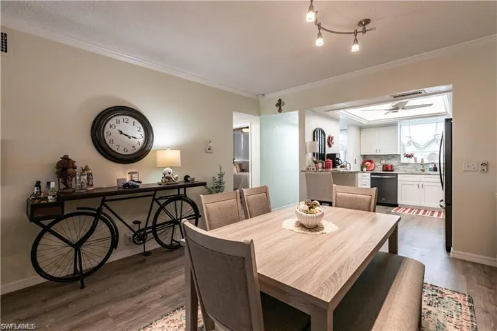 403 SE 43rd  TER, Cape Coral, FL 33904