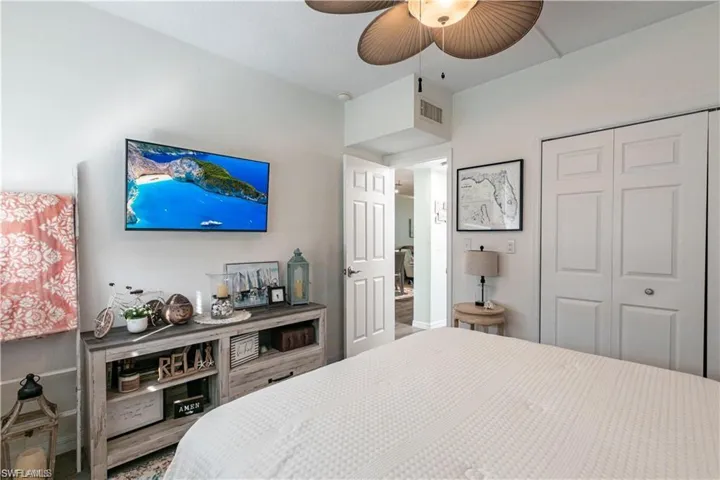 403 SE 43rd  TER, Cape Coral, FL 33904