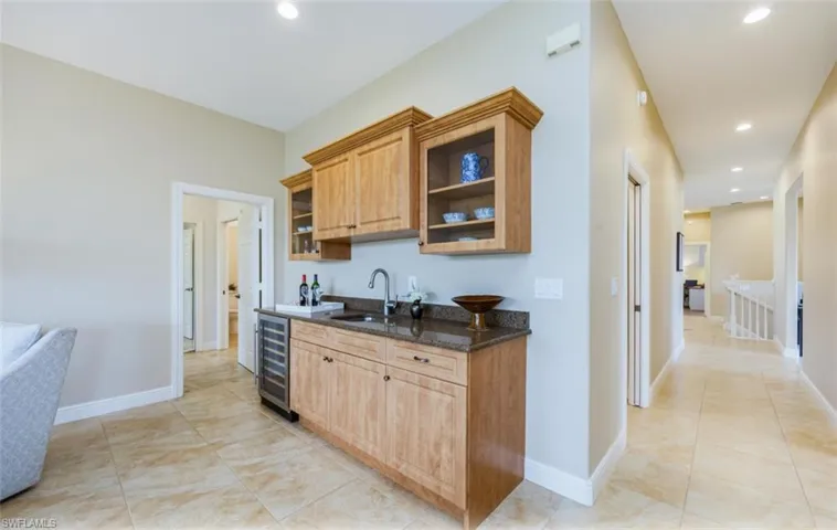 662 Vintage Reserve Cir # 8c, Naples Fl 34119