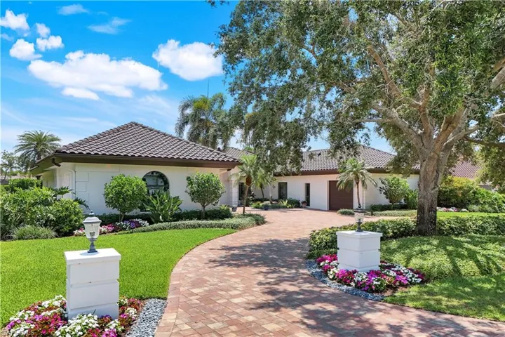 4701 Oak Leaf Dr, Naples, Florida 34119