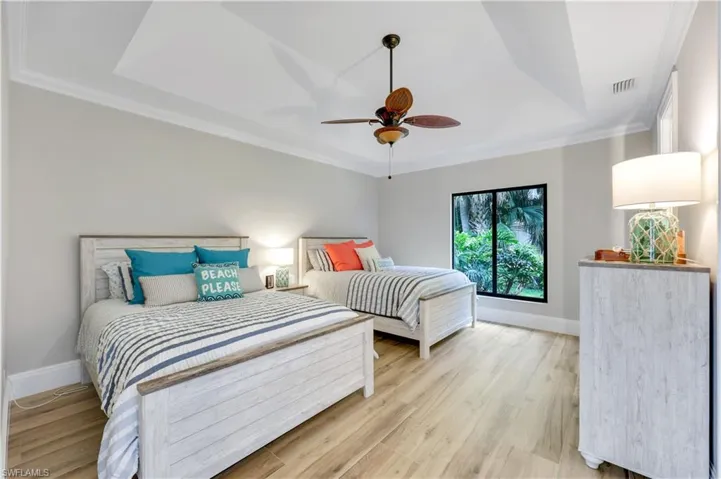 4701 Oak Leaf Dr, Naples, Florida 34119