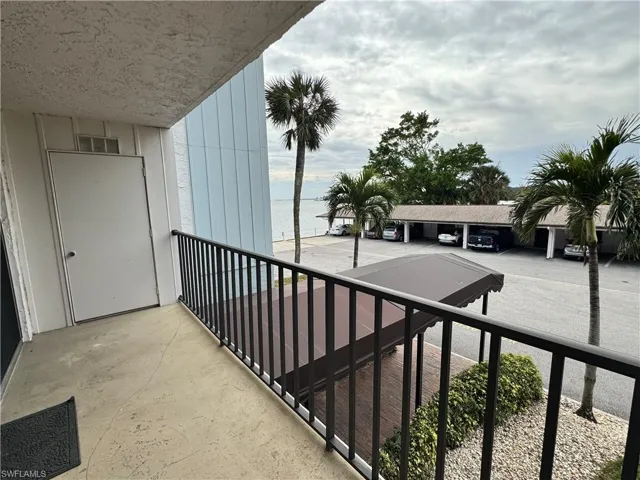3490 N Key  DR, North Fort Myers, FL 33903