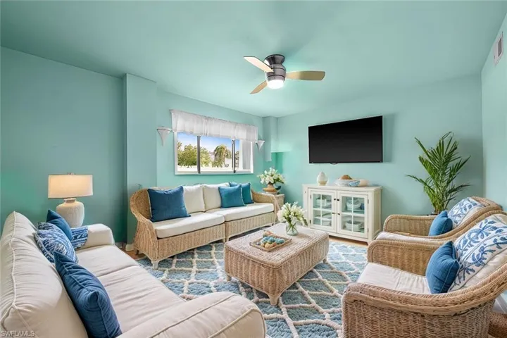 8247 Lake San Carlos Cir, Fort Myers Fl 33967