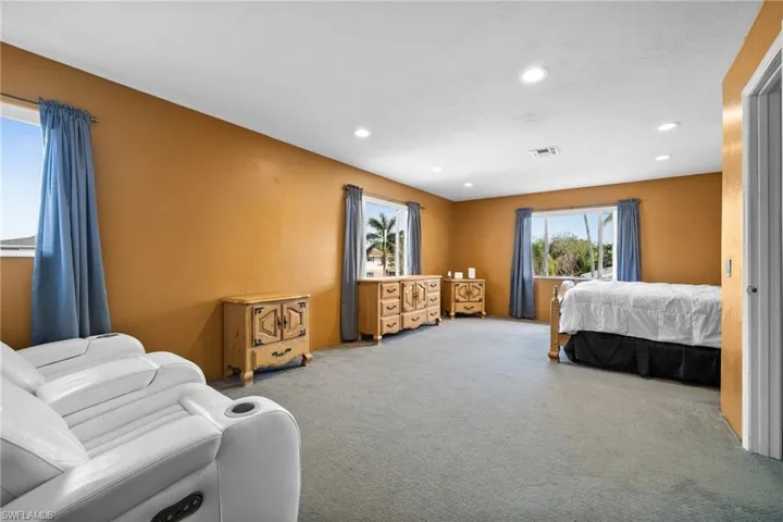 8247 Lake San Carlos Cir, Fort Myers Fl 33967