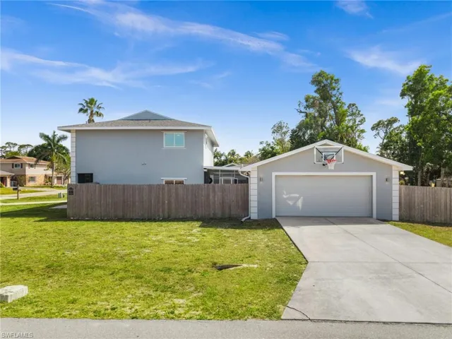 8247 Lake San Carlos Cir, Fort Myers Fl 33967
