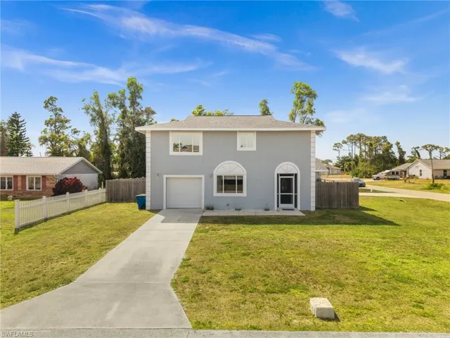 8247 Lake San Carlos Cir, Fort Myers Fl 33967