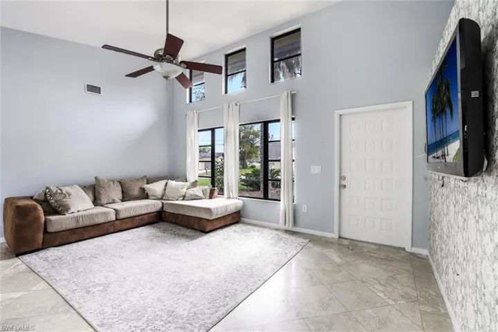19060 Murcott DR W, FORT MYERS FL 33967