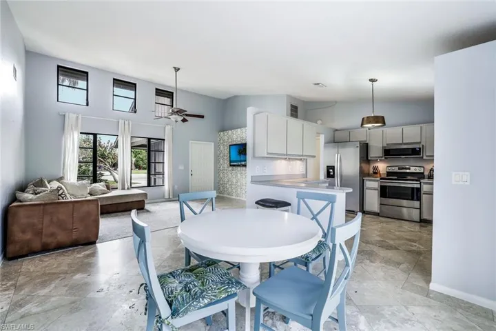 19060 Murcott DR W, FORT MYERS FL 33967