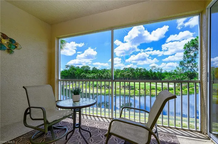 3790  Sawgrass  WAY, Naples, FL 34112