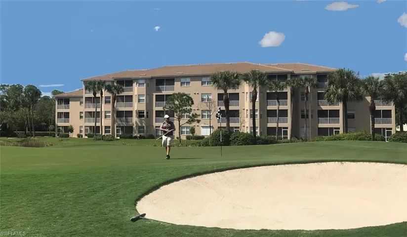 2nd Hole of Cedar Hammock's golf course