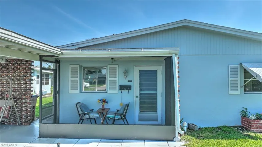 2201 Croton Ct, Lehigh Acres, Florida 33936