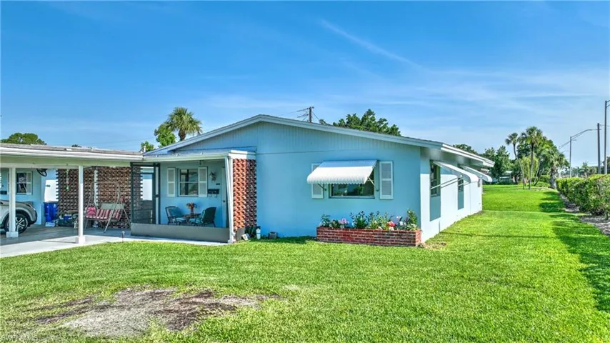 2201 Croton Ct, Lehigh Acres, Florida 33936
