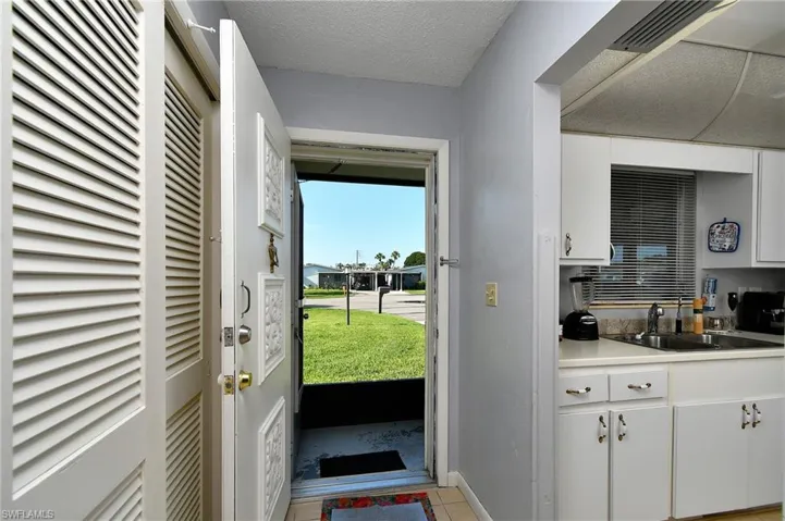 2201 Croton Ct, Lehigh Acres, Florida 33936